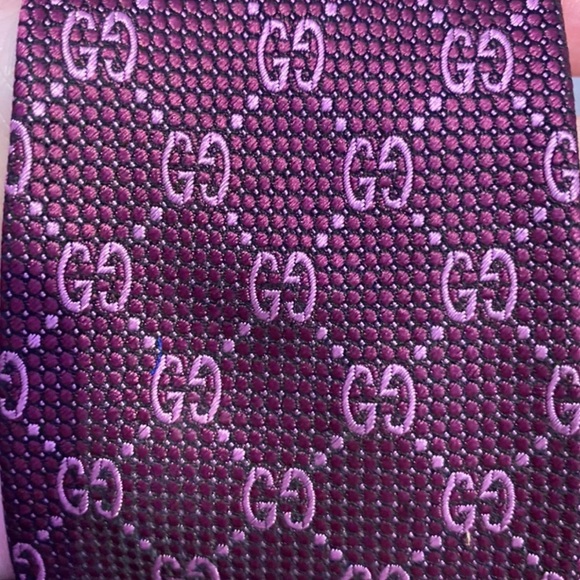 tie - Picture 2 of 4